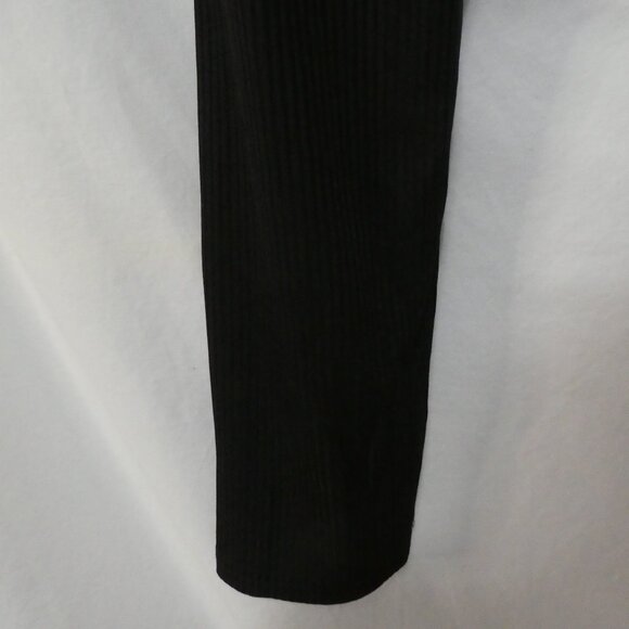 SHEIN - Curve | 1XL | Textured Ribbed Black Stretchy Leggings - Picture 15 of 16